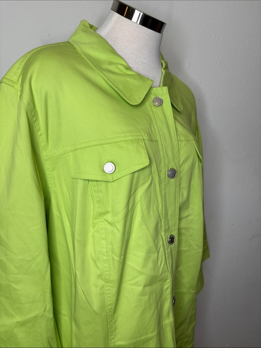 CJ Banks Lime Green Button-Front Jacket - Picture 2 of 8